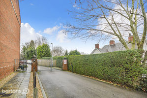 Photo 16- click for photo gallery